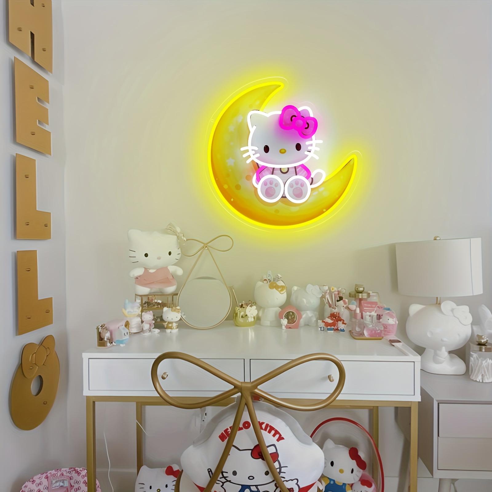 Hello Kitty on Moon Yellow Cut - Lighting Decoration On Wall ulasan dan harga