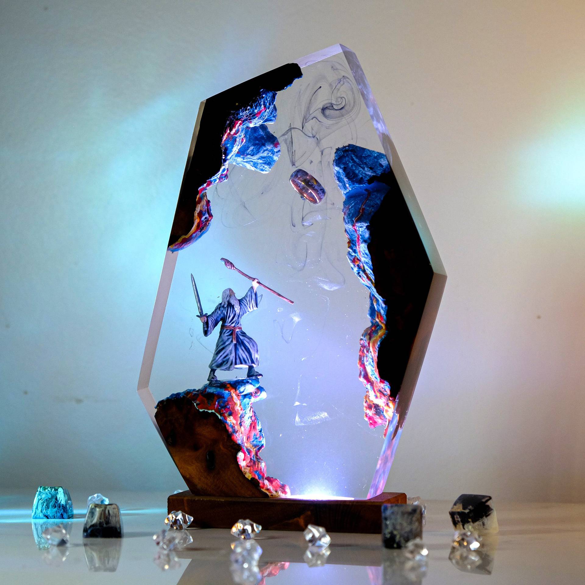 Movie Scence Figure Table Resi - Decor Lighting Table Lamps ulasan dan harga