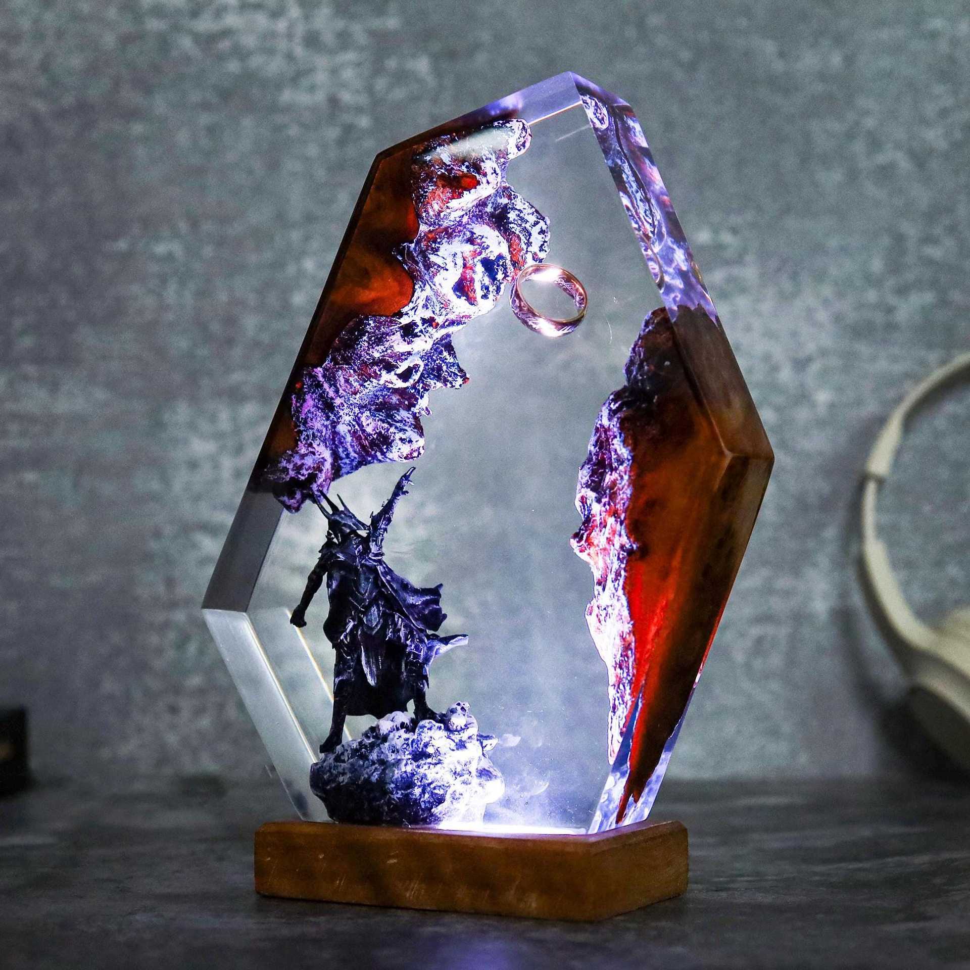 Movie Scence Figure Table Resi - Decor Lighting Table Lamps ulasan dan harga